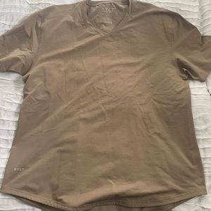 BYLT basics drop cut short sleeve v neck Lux